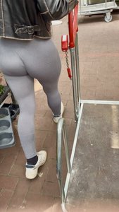 Ładna blondynka 2