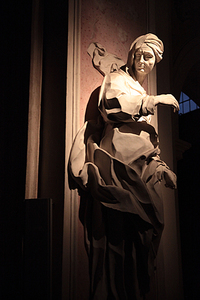 Rzeźba w kościele świętej Anny w Krakowie