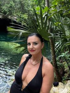 Paulinka chętnie poznam 4 panów do ostrego jebanka 1