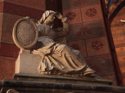 Wnętrza kościoła mariackiego 15