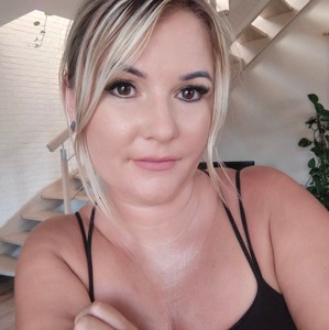 Iwona B. Kurwiszon 4