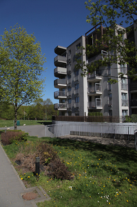 Kościół Matki Boskiej Dobrej Rady , architektura Prokocimia i park Jerzmanowskiego , w Krakowie. 68