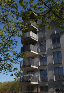 Kościół Matki Boskiej Dobrej Rady , architektura Prokocimia i park Jerzmanowskiego , w Krakowie. 70