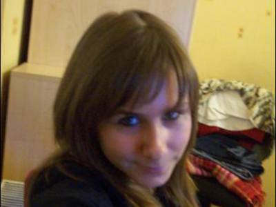 Paulina z lekkim usmiechem 