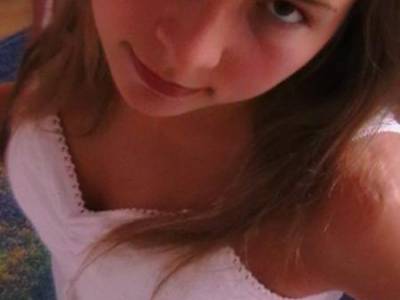 `już mi niosą suknię z welonem`