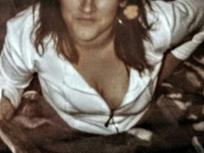 Patrzysz  na mnie z kutasem w ręku?...